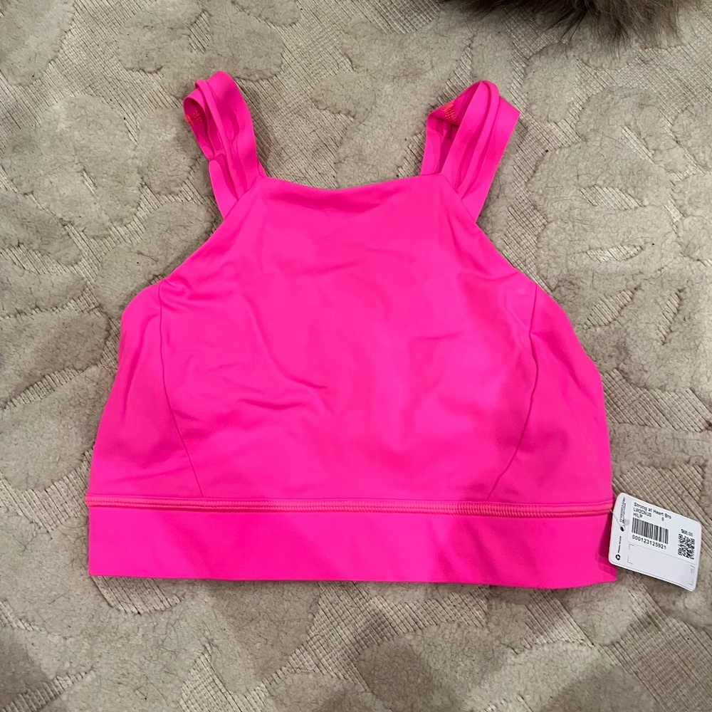 NWT Lululemon Strong at heart sports bra size 6